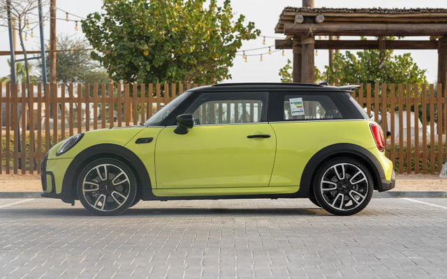 Mini COOPER S - image 2