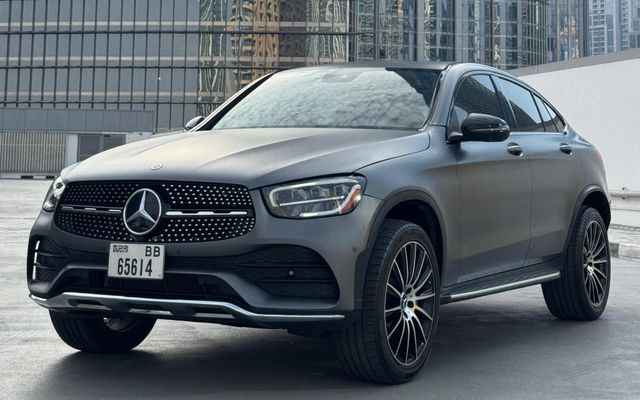 MERCEDES GLC 300 - image 1