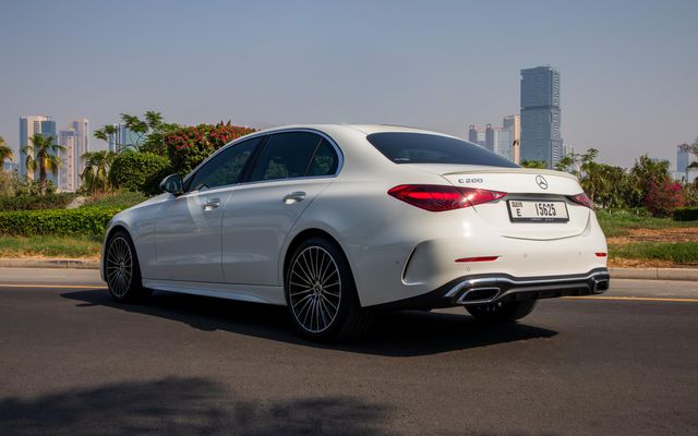 MERCEDES C200 - image 2