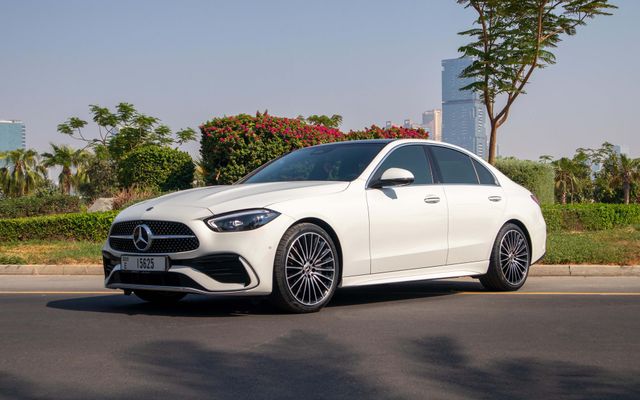 MERCEDES C200 - image 1