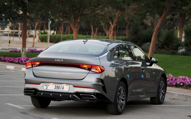 KIA K5 - image 4