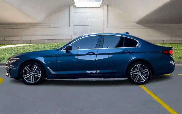 BMW 520 I - image 2