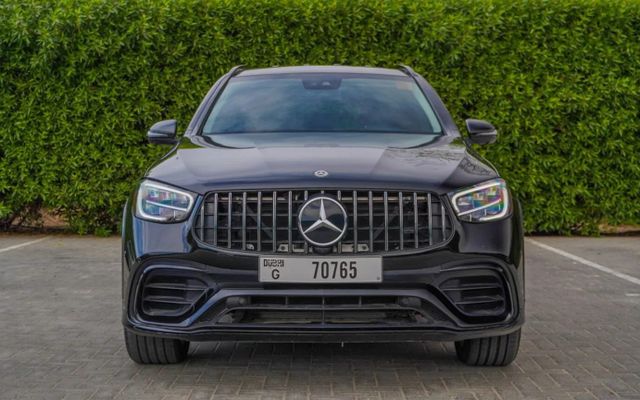 Mercedes GLC300 - image 2