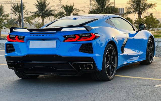 CHEVROLET Corvette - image 2