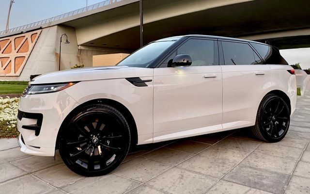 Range Rover Sport - image 2