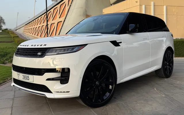 Range Rover Sport - image 1