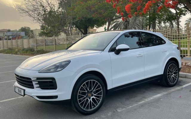 PORSCHE CAYENNE - image 1