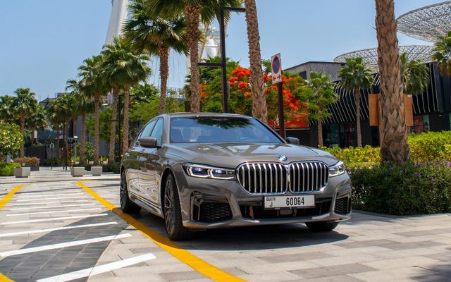 BMW 730 - image 1