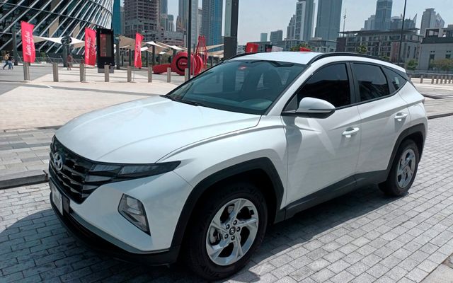 HYUNDAI TUCSON - image 1