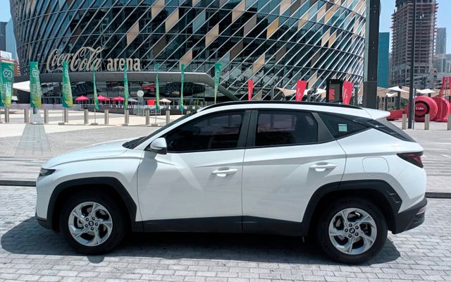 HYUNDAI TUCSON - image 2