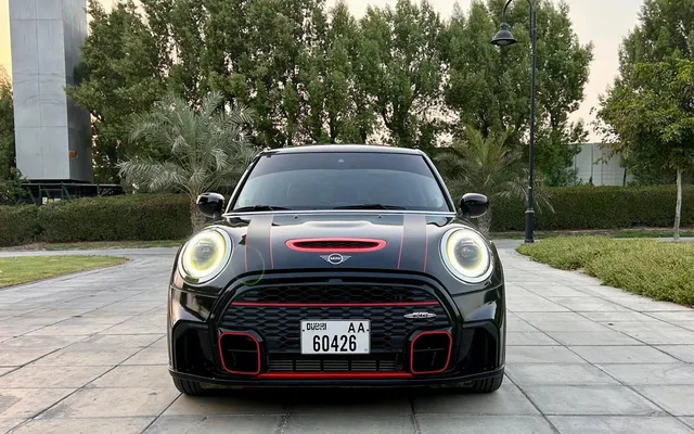 mini Cooper - image 3
