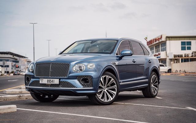 Bentley Bentayga - image 1