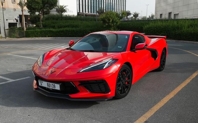Corvette C8 Stingray - image 2
