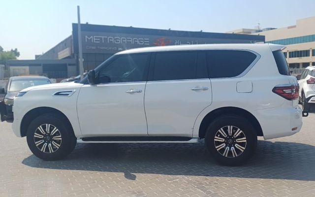 NISSAN PATROL - image 2