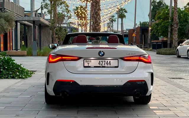 BMW 4 series Convertable - image 4