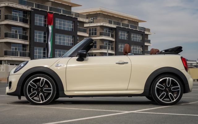 Mini Cooper S - image 2
