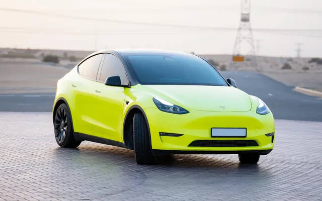 TESLA MODEL Y LONG - image 4