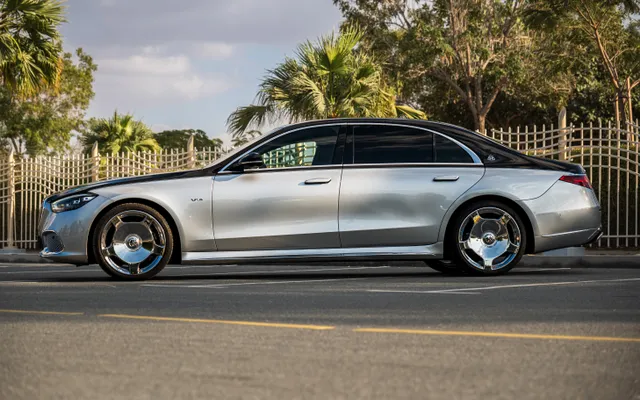 Mercedes S680 Maybach Kit - image 2