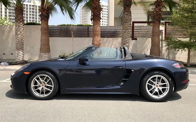 Porsche 718 boxster - image 2