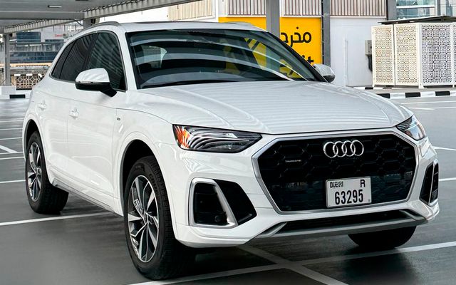 AUDI Q5 - image 1