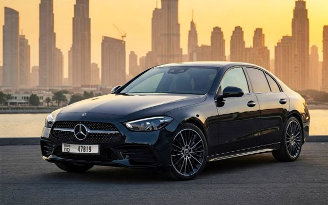 Mercedes C200 - image 1
