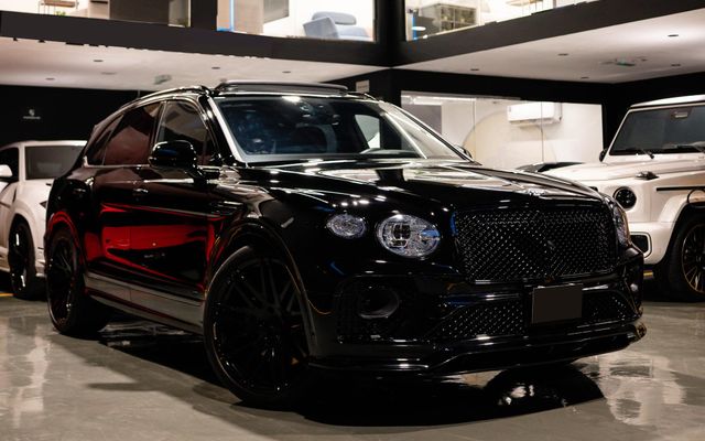 BENTLEY BENTAYGA - image 1