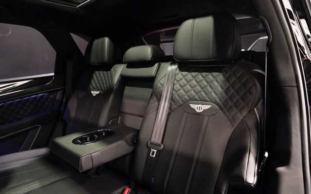 BENTLEY BENTAYGA - image 4