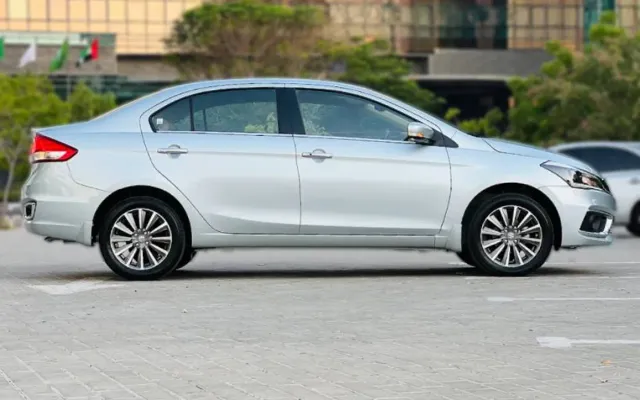 Suzuki Ciaz - image 2
