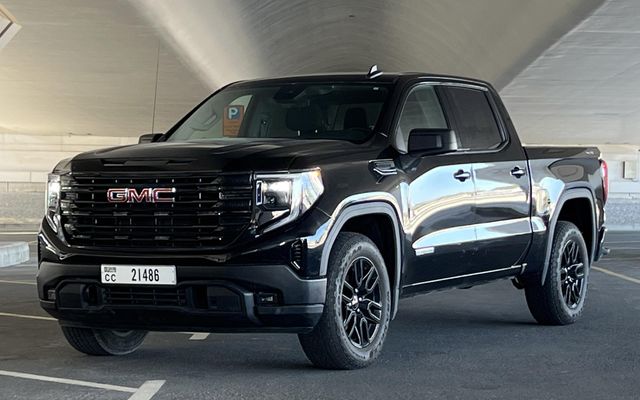 GMC Sierra - image 1