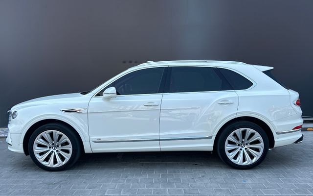 BENTLEY BENTAYGA - image 2