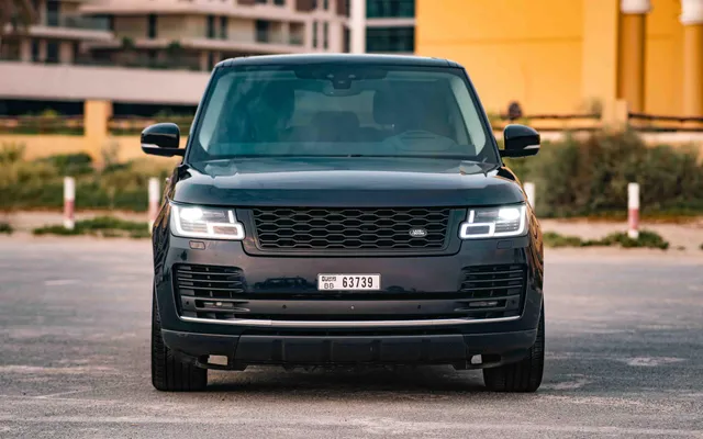 RANGE ROVER SPORT - image 2