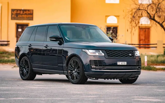 RANGE ROVER SPORT - image 3