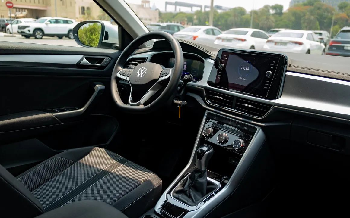 Volkswagen T-Roc Life+ - image 8