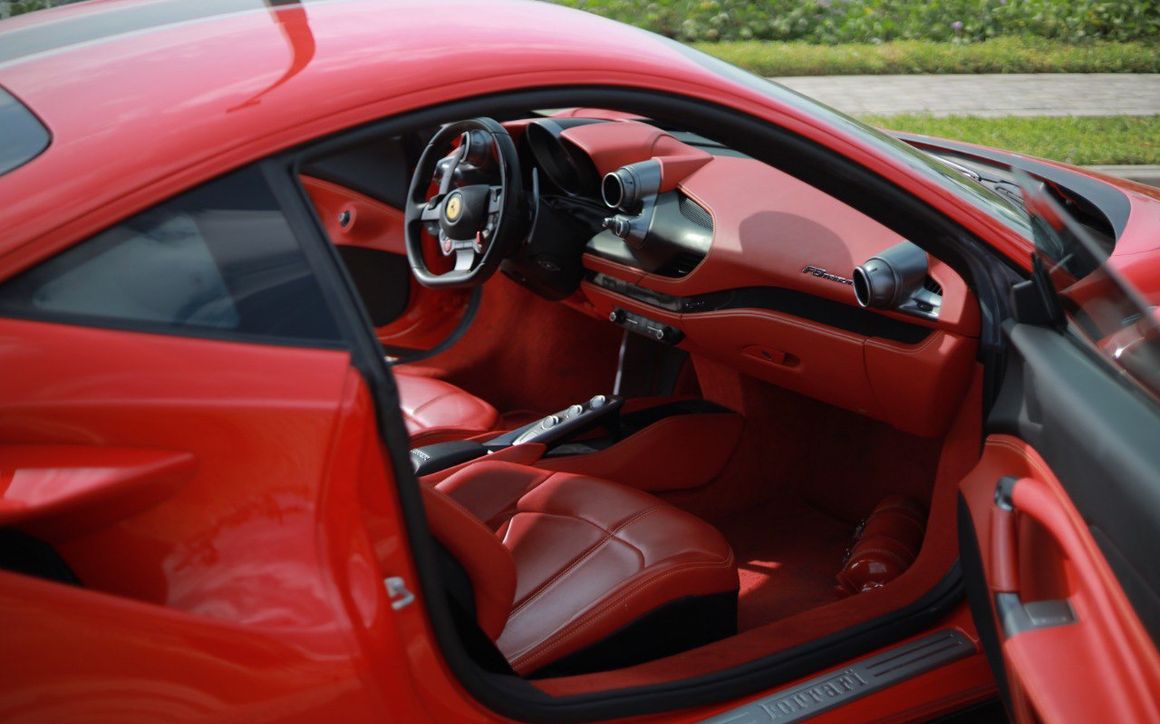 FERRARI F8 GBT - image 3