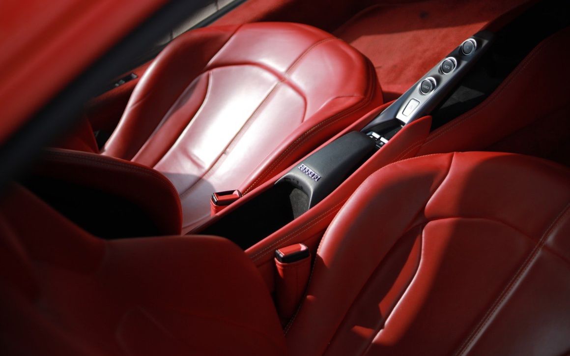 FERRARI F8 GBT - image 5