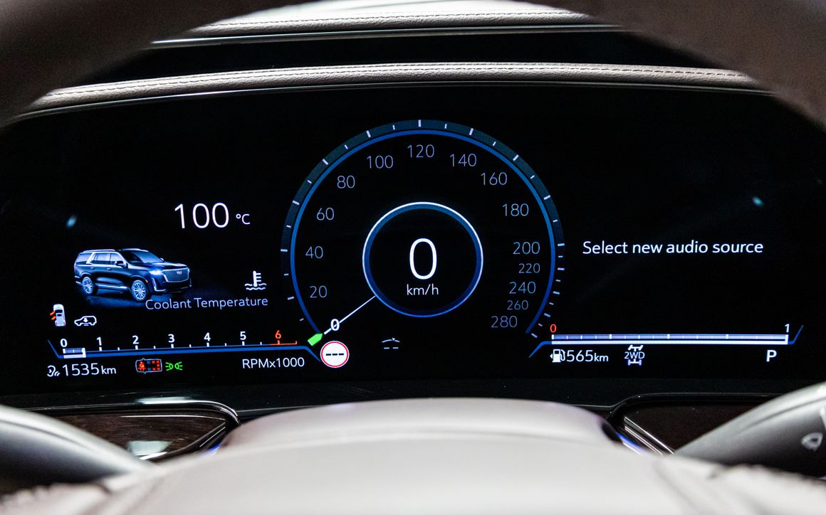 Cadillac Escalade Sport Platinum - image 28