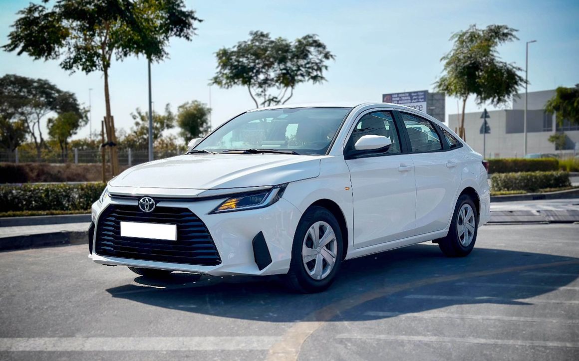 Toyota Yaris Sedan - image 1