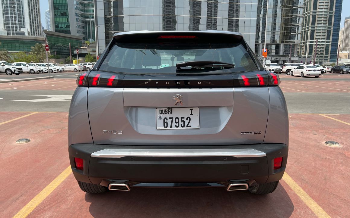 Peugeot 2008 - image 5
