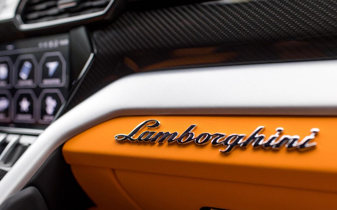 Lamborghini Urus - image 12