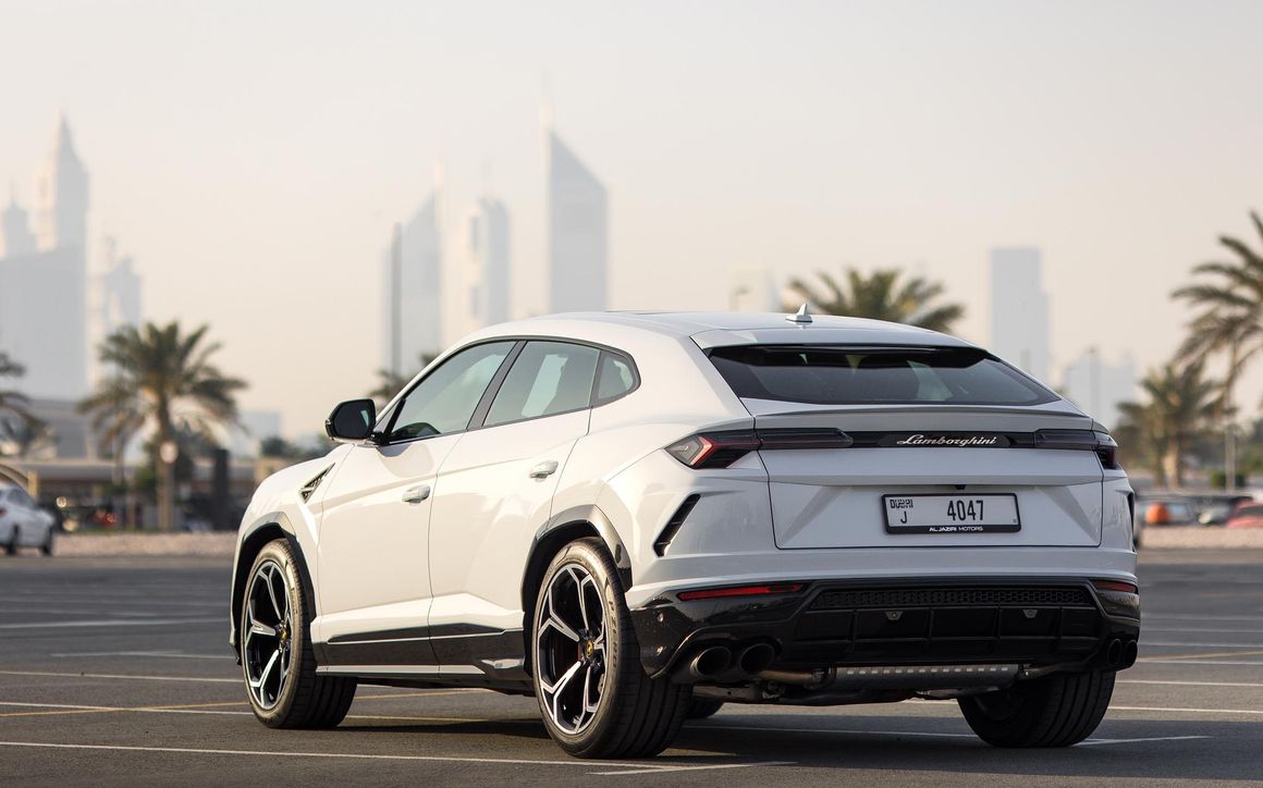 Lamborghini Urus - image 5