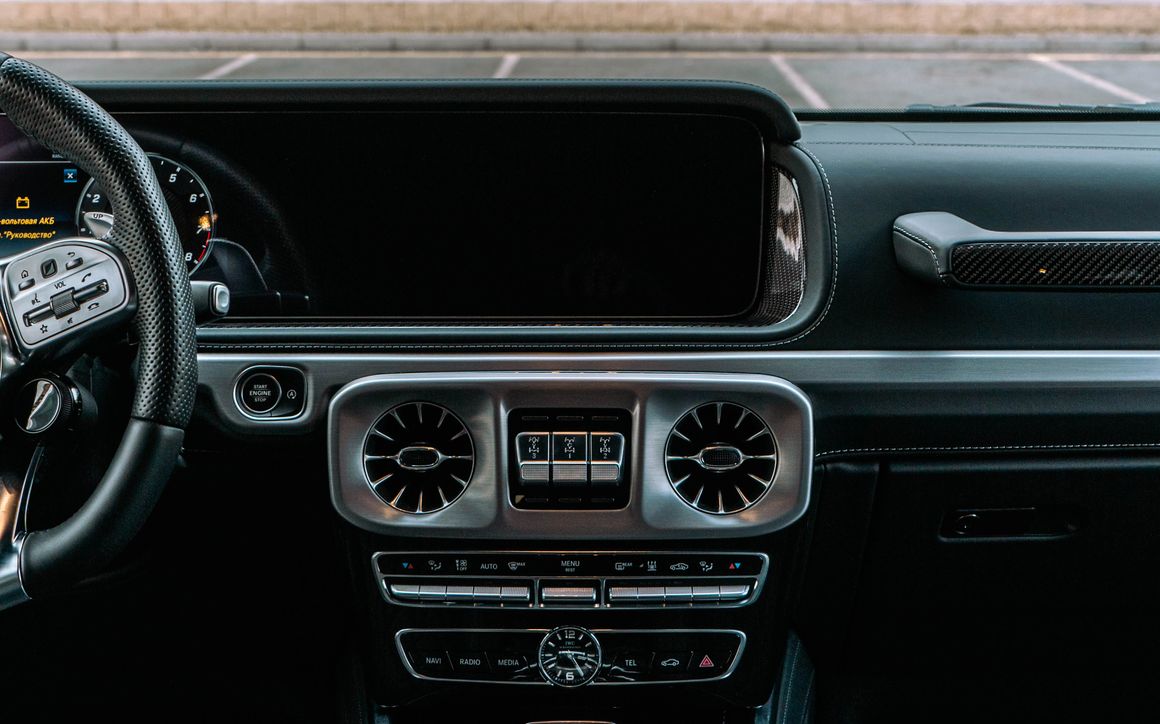 Mercedes G63 - image 8