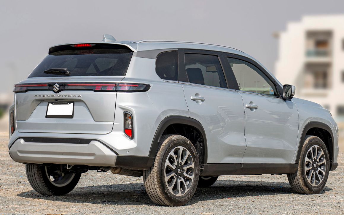 Suzuki Vitara - image 8