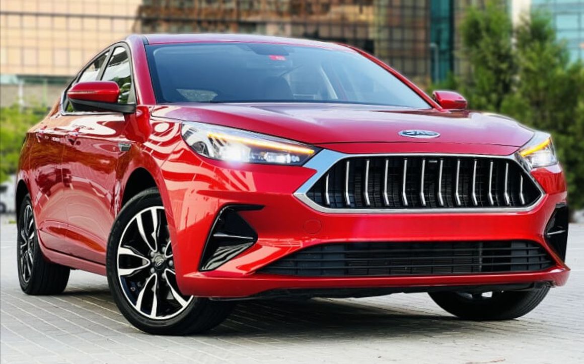 JAC J7 - image 1