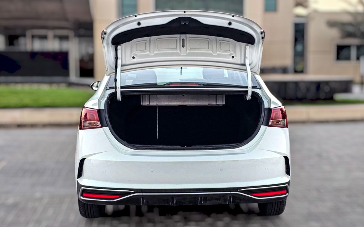 Hyundai Accent 2020 - image 5