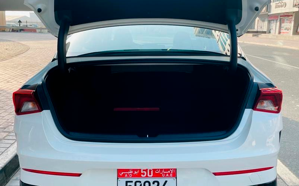 Kia K5 - image 7