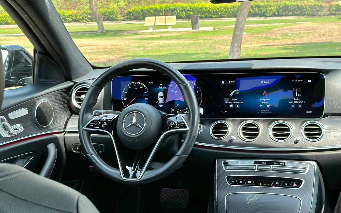MERCEDES E350 - image 7
