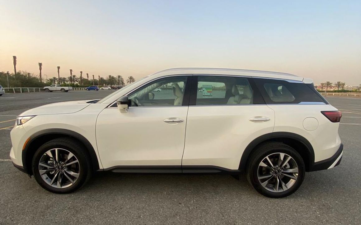 Infiniti QX60 - image 2