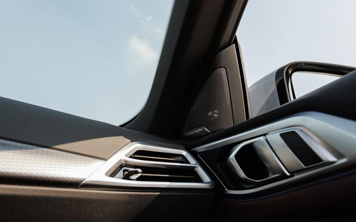 BMW 430 I Convertible - image 11
