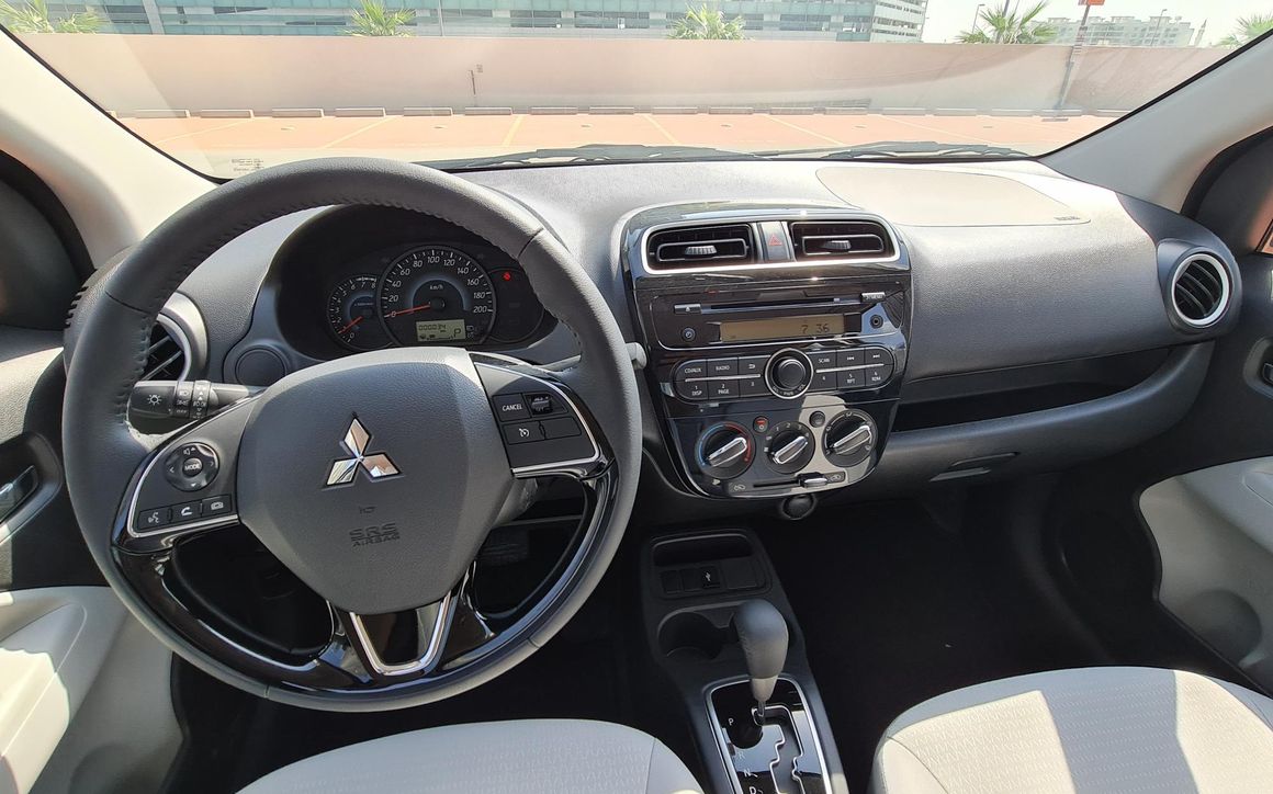 Mitsubishi ATTRAGE - image 5