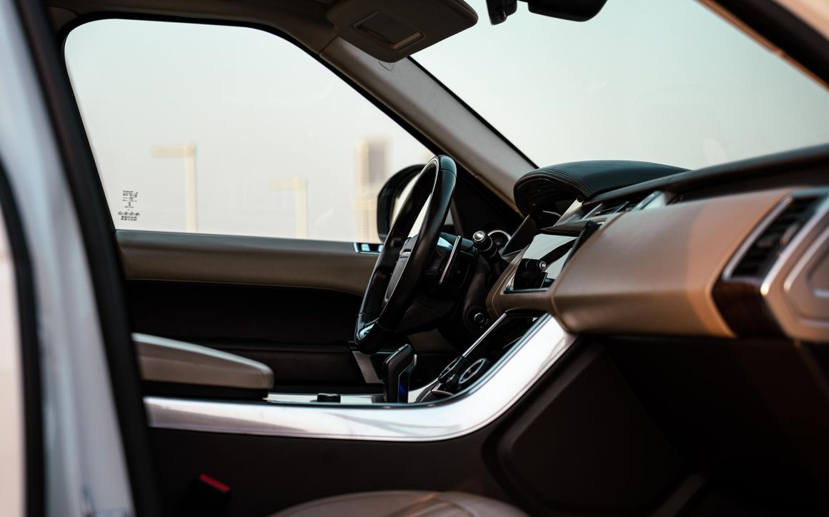 RANGE ROVER SPORT - image 5